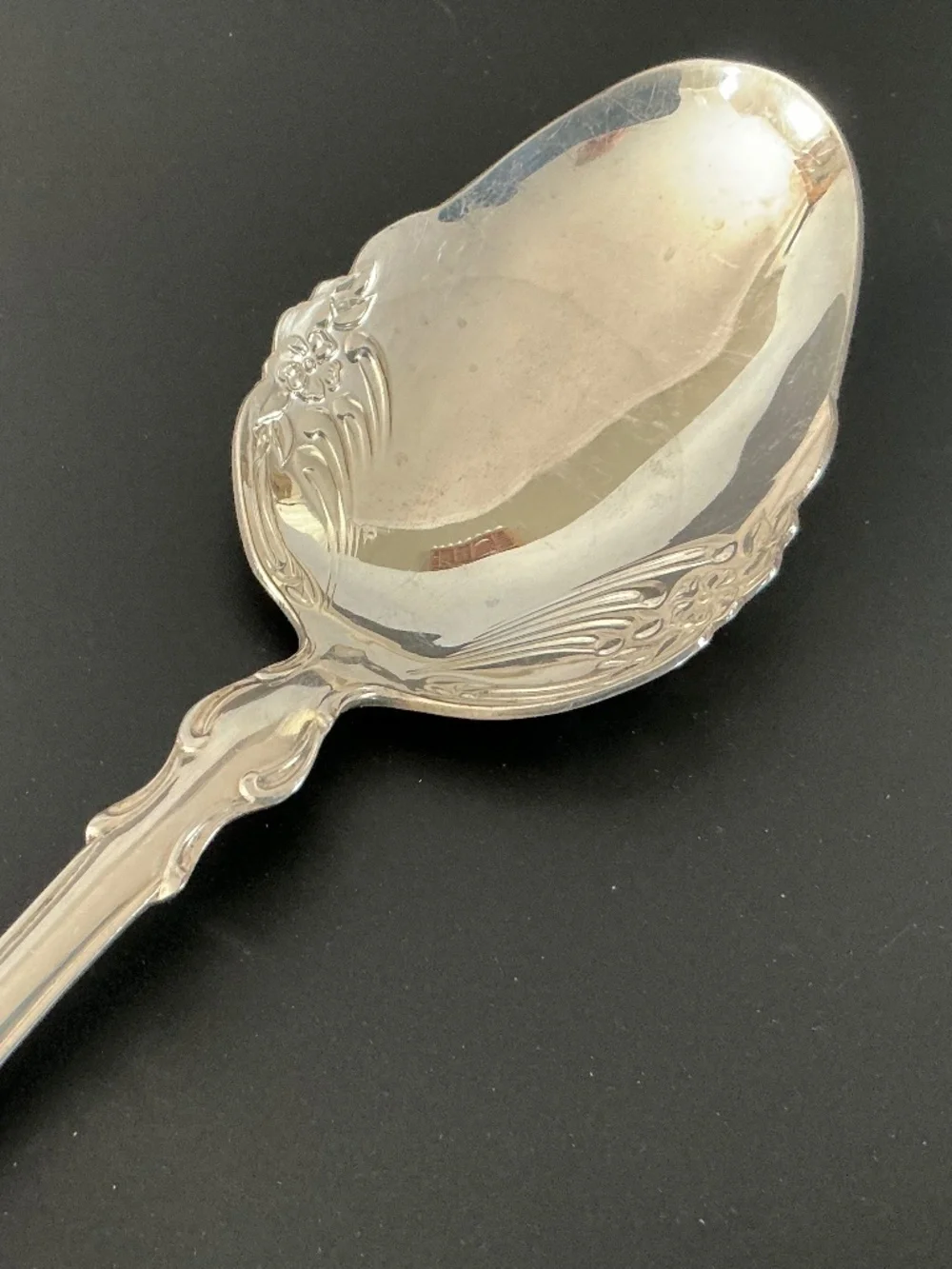 Vintage Sheridan Silver Co Ornate Silver Plated Large Buffet Serving Spoon